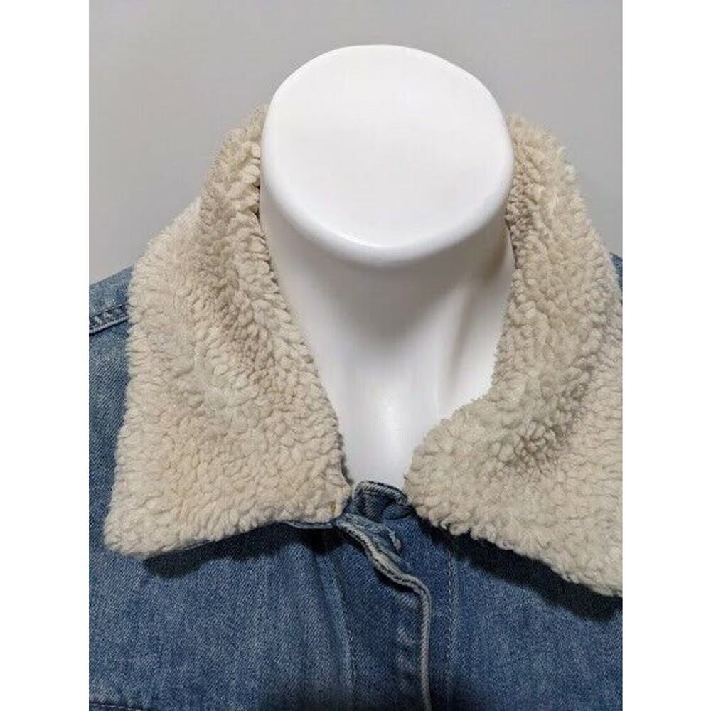Kensie Womens Size Small Denim Jacket Medium Wash Faux Sherpa Collar Pockets - Picture 3 of 8